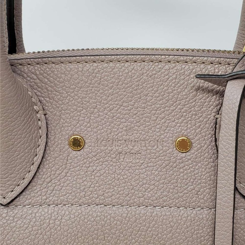 Louis Vuitton Pont Neuf MM Empreinte Shoulder Bag - Picture 12 of 16